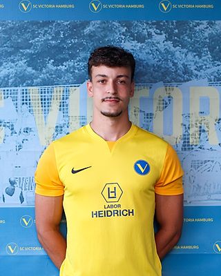Kay-Fabian Adam