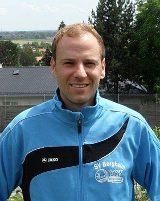 Simon Drapalla