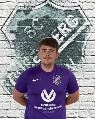 Dennis Florian Dausmann