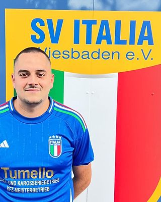 Luca Buchholz