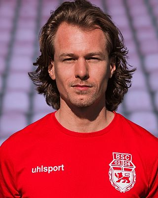 Tobias Holle