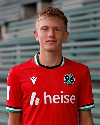 Luka Knelangen