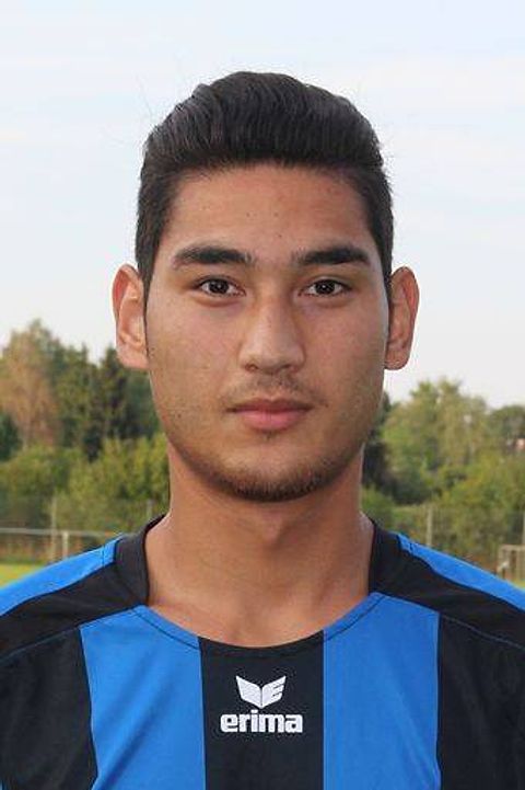 Foto: Portrait: Ali Akbar Morad Birg