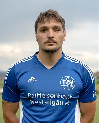 Thanas Ndrevataj