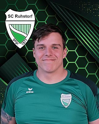 Lukas Zellner
