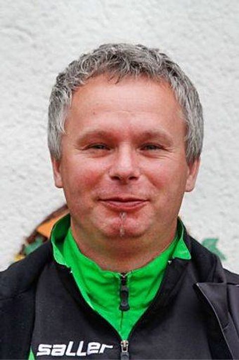 Foto: Portrait: Stefan Kussauer Holg