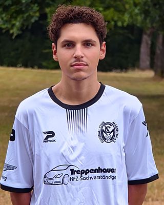 Darius Giru