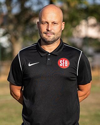 Dennis Peter