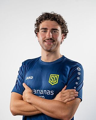 Luis Becker