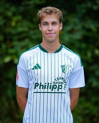 Niklas Cavelius