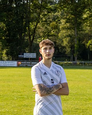 Cedric Selzer
