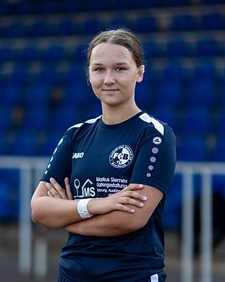 Emily Smyrek
