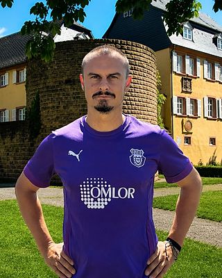 Niklas Holzweißig