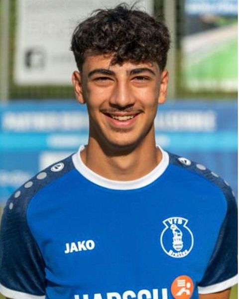 Ümit Emirhan Delikus