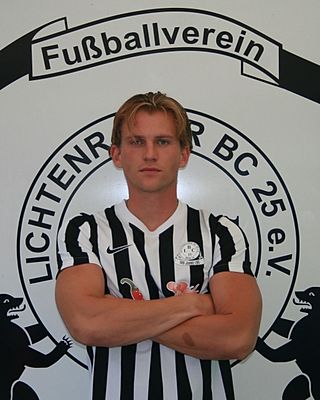 Daniel Moor