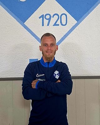 Dennis Serr