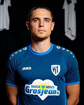 Tobias Knobloch