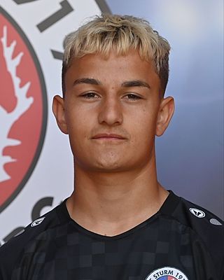 Luca Canales Uhrmann