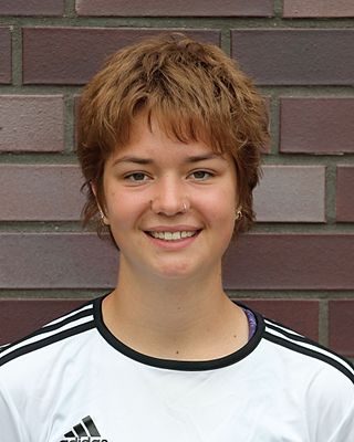 Luisa Niederstenschee