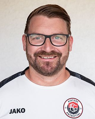Dennis Müller