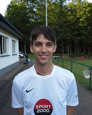 Stefan Snuggles Neuhaus