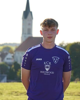 Benedikt Glas