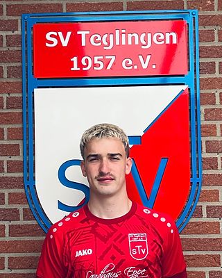 Jannis Holt