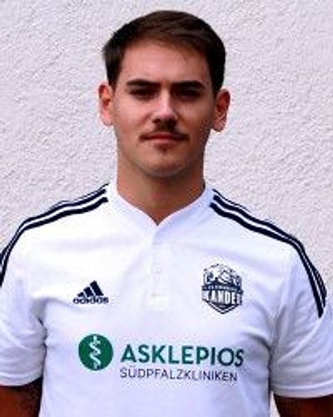 Foto: O.Reihe: Koubilay Sahin, Bened