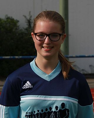 Charline Täupker