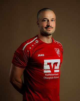 Dion Galuschko