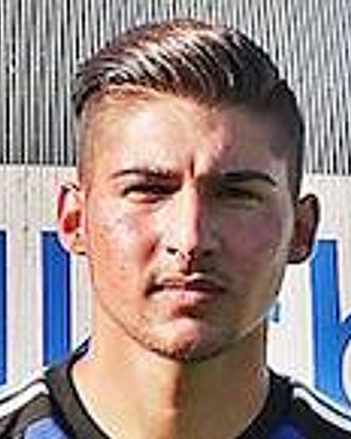 Aykan Sür