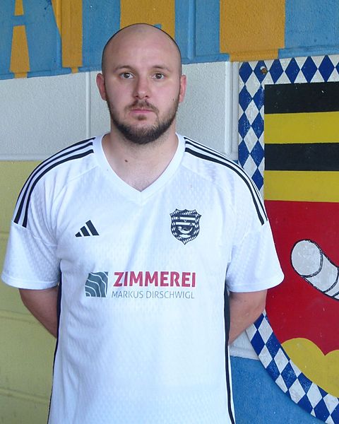 Foto: Helmut Schirdewahn