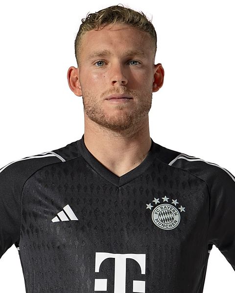Daniel Peretz
