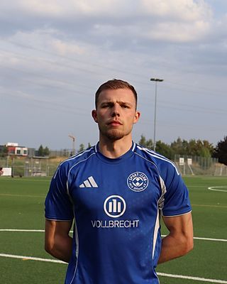 Luis Becker