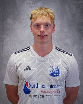 Yannik Büter