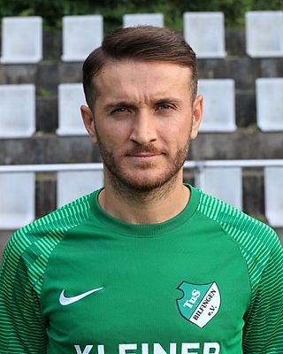 Levent Cumur