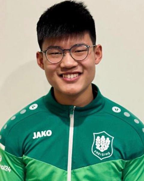 Yuhan Shi