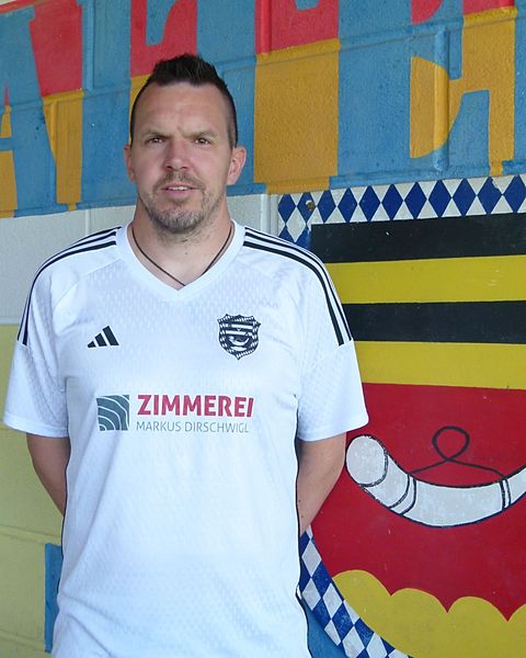 Foto: Helmut Schirdewahn