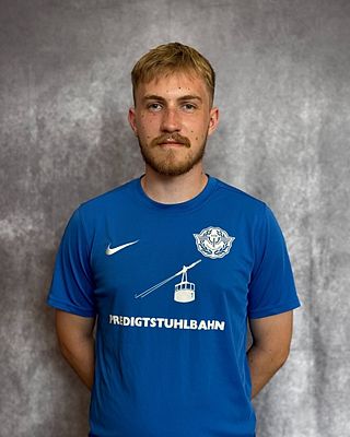 Maximilian Knosp