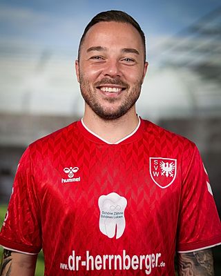 Yanni Regäsel