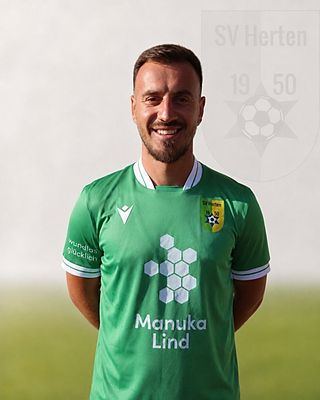 Arianit Tasholli