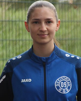 Alizee-Anke Munkacsi