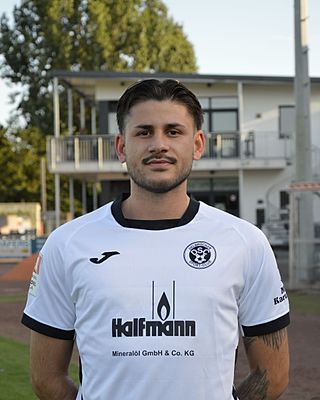 Leon Piere Acikel