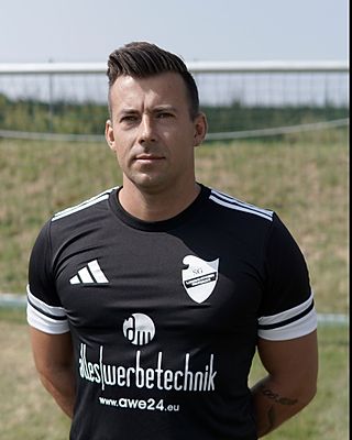 Adrian Tomczyk