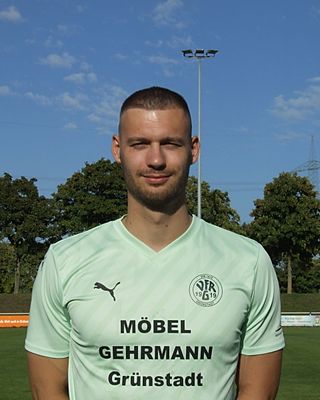 Yannik Niemann
