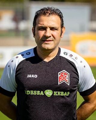 Osman Uyanik