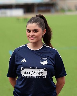 Lea Julie Arnold