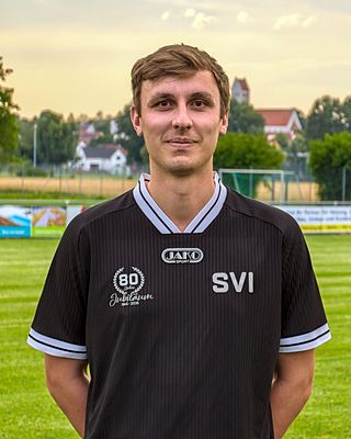 Max Hollweck