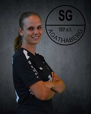 Laura Pfeifer