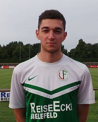 Dennis Groß